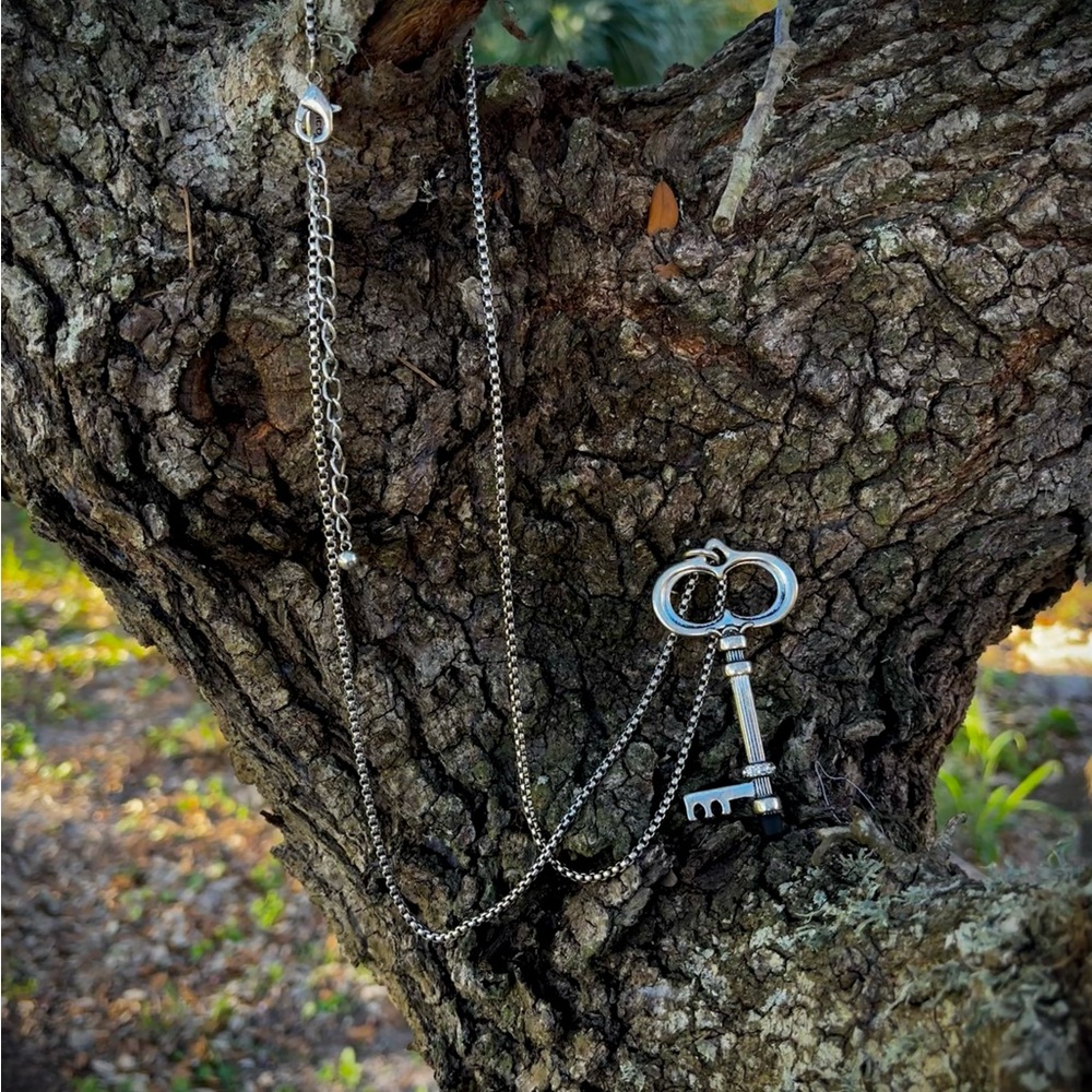 Chico's Silver Key Pendant Necklace ~ goth style ~ y2k